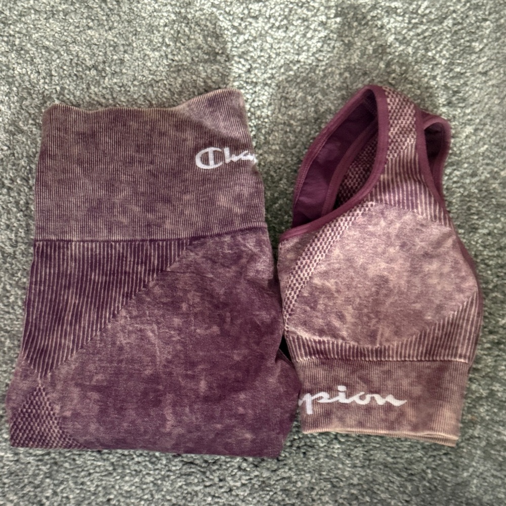 Champion Women's Plum Seamless Leggings & Sports Bra Set